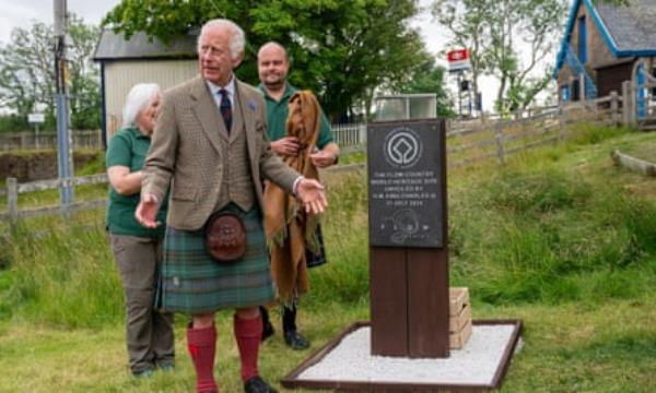 King Charles unveils the Flow Country world heritage site plaque in Forsinard, Sutherland on 31 July.