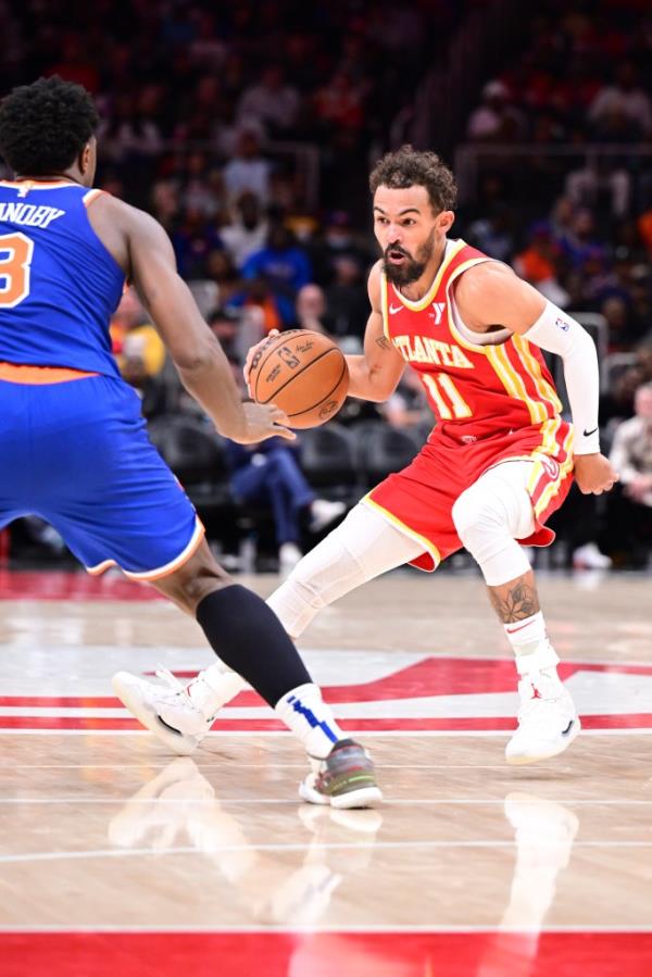 Trae Young of the Atlanta Hawks dribbles the ball during the game against the Knicks on Nov. 6, 2024 