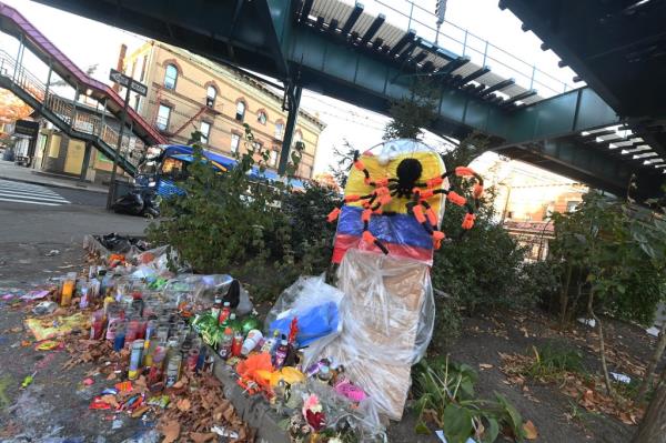 Makeshift memorial at the site wher<em></em>e a 13-year-old teenager was killed subway surfing on an M train in Ridgewood, Queens.