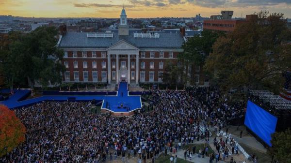 Democratic presidential nominee U.S. Vice President Kamala Harris arrives to deliver a speech co<em></em>nceding 2024 U.S. Presidential Election to President-elect Trump at Howard University in Washington, DC, U.S. November 6, 2024. Tasos Katopodis/Pool via REUTERS
