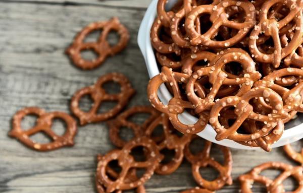 bowl of pretzels