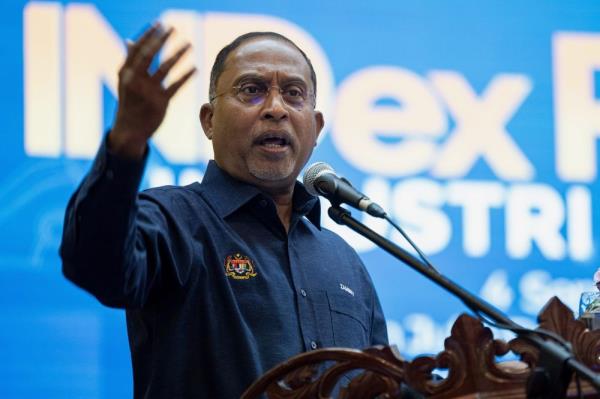 Higher Education Minister Datuk Seri Zambry Abdul Kadir delivers a speech during the launch of the Index Nexus Polycc: Synergy between Polycc and Industries at the Ungku Omar Polytechnic in Ipoh September 4, 2024. — Bernama pic