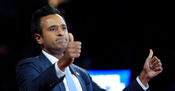 Vivek Ramaswamy arrives ahead of Do<em></em>nald Trump at a campaign rally at the Santander Arena, Oct. 9, 2024, in Reading, Pennsylvania.