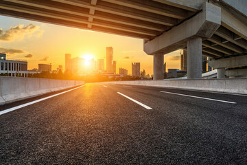 微尘什么意思？